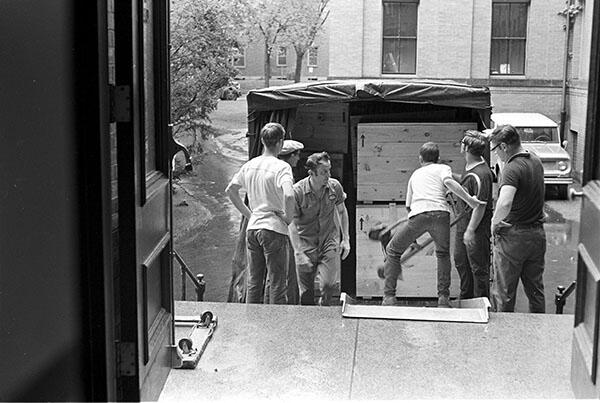 10_loading_truck_with_crated_maya_art