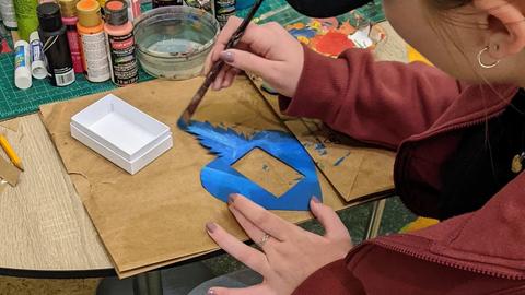 An attendee works their Nicho.