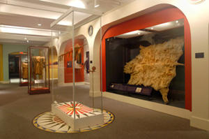 Nation to Nation exhibit gallery.