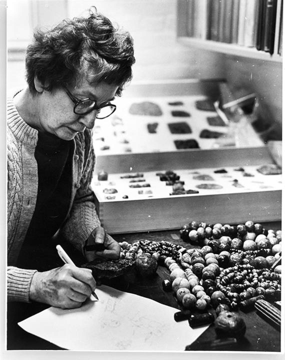 Photograph of Tatiana Proskouriakoff working on collections from Chichen Itza, 1974. Gift of Elizabeth Marshall Thomas,&nbsp;2004.24.31681.1