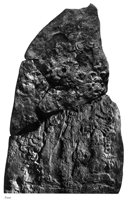Photo of Uaxactun, Stela 19, front, 2004.15.5.13.52