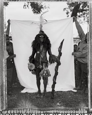 cover image of Piksa Niugini Portraits and Diaries
