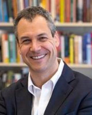 Portrait of Matthew Liebmann.